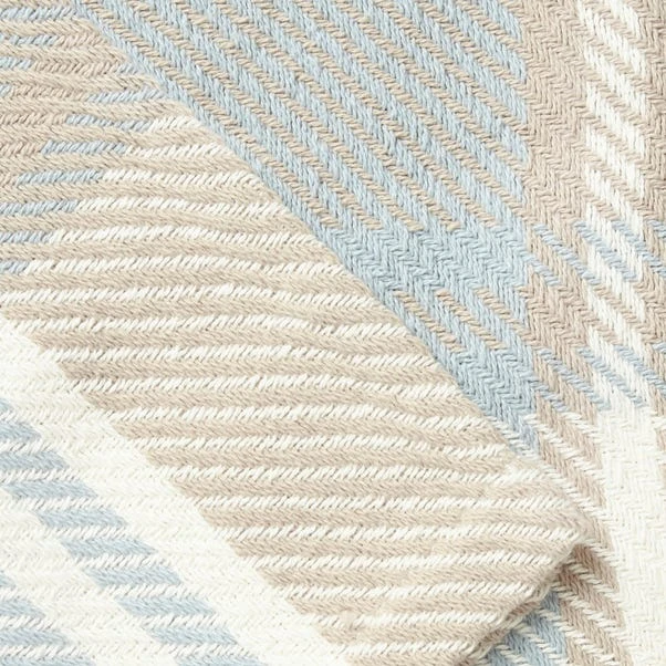 Dunelm Carrie 130cm X 180cm Throw 5 Dunelm Carrie 130cm X 180cm Throw - Image 3