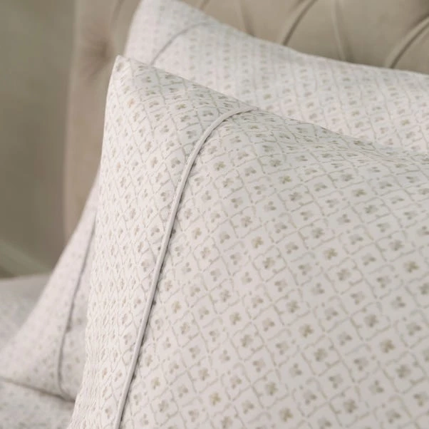 Dorma Botanical Garden Cuffed Pillowcase 4 Dorma Botanical Garden Cuffed Pillowcase - Image 2