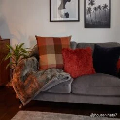 Dunelm Verbier Faux Fur 150cm X 200cm Throw 10 Dunelm Verbier Faux Fur 150cm X 200cm Throw -Bed Linings Store 1000098661 alt05