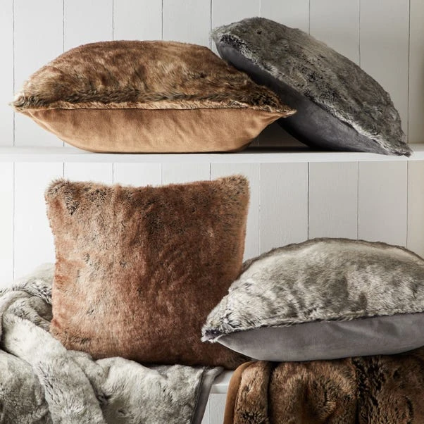 Dunelm Verbier Faux Fur 150cm X 200cm Throw 7 Dunelm Verbier Faux Fur 150cm X 200cm Throw - Image 5