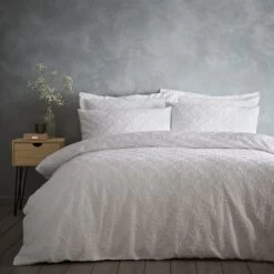 Dunelm Astra Textured White Oxford Pillowcase 7 Dunelm Astra Textured White Oxford Pillowcase -Bed Linings Store 1000159710 alt01