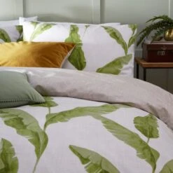 Riva Home Furn. Plantain Leaf Green Reversible Duvet Cover And Pillowcase Set -Bed Linings Store 1000161283 alt02