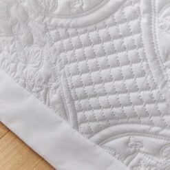 Dunelm Mandalay White Bedspread 11 Dunelm Mandalay White Bedspread -Bed Linings Store 1000167161 alt04