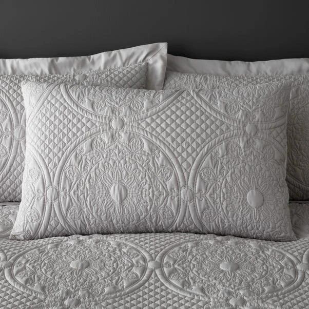 Dunelm Mandalay Silver Duvet Cover And Pillowcase Set 5 Dunelm Mandalay Silver Duvet Cover And Pillowcase Set - Image 3