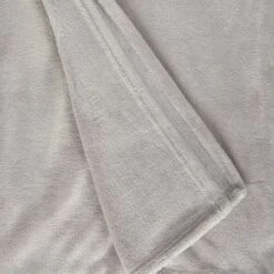 Dunelm Seriously Soft 180cm X 230cm Throw 6 Dunelm Seriously Soft 180cm X 230cm Throw -Bed Linings Store 30300407 alt01