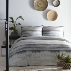 Appletree Landscape 100% Cotton Duvet Cover And Pillowcase Set