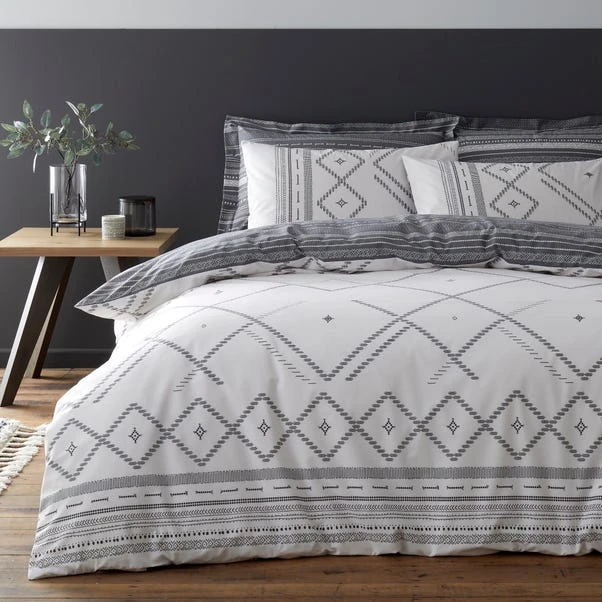 Dunelm Mika Monochrome Reversible Duvet Cover And Pillowcase Set 3 Dunelm Mika Monochrome Reversible Duvet Cover And Pillowcase Set