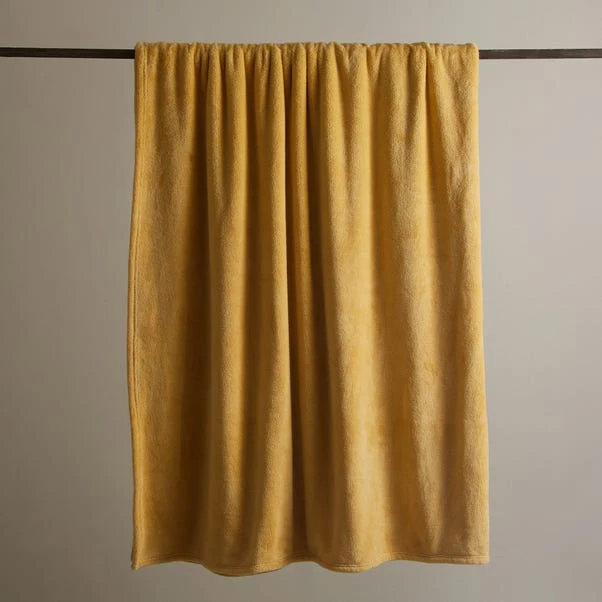 Dunelm Seriously Soft Ochre Throw 4 Dunelm Seriously Soft Ochre Throw - Image 2