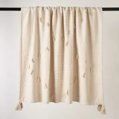 Dunelm Pistachio Diamond Throw 8 Dunelm Pistachio Diamond Throw -Bed Linings Store 30725746 alt01