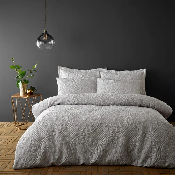Dunelm Mandalay Silver Duvet Cover And Pillowcase Set 3 Dunelm Mandalay Silver Duvet Cover And Pillowcase Set