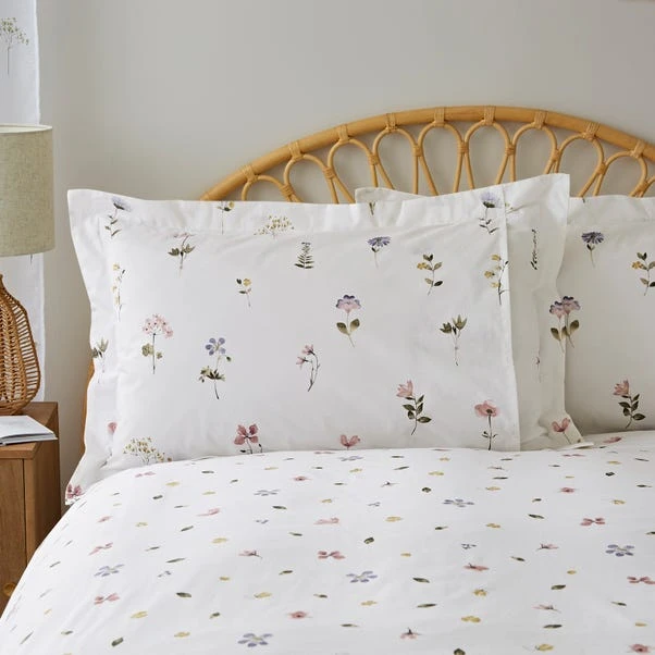 Dunelm Pressed Floral White Oxford Pillowcase 4 Dunelm Pressed Floral White Oxford Pillowcase - Image 2