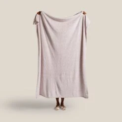 Dunelm Printed Fleece Dottie Lilac 130x160cm 11 Dunelm Printed Fleece Dottie Lilac 130x160cm -Bed Linings Store 30771166 alt04