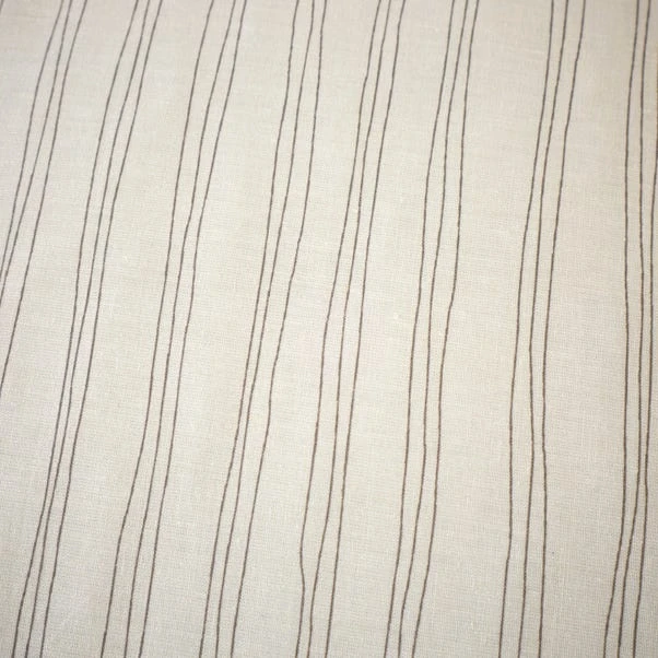 Dunelm Winnie Floral Natural 100% Cotton Duvet Cover And Pillowcase Set 6 Dunelm Winnie Floral Natural 100% Cotton Duvet Cover And Pillowcase Set - Image 4