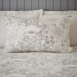 Dunelm Winnie Floral Natural 100% Cotton Duvet Cover And Pillowcase Set 12 Dunelm Winnie Floral Natural 100% Cotton Duvet Cover And Pillowcase Set -Bed Linings Store 30771535 alt04