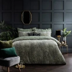 Dunelm Paradise Spot Green Duvet Cover And Pillowcase Set