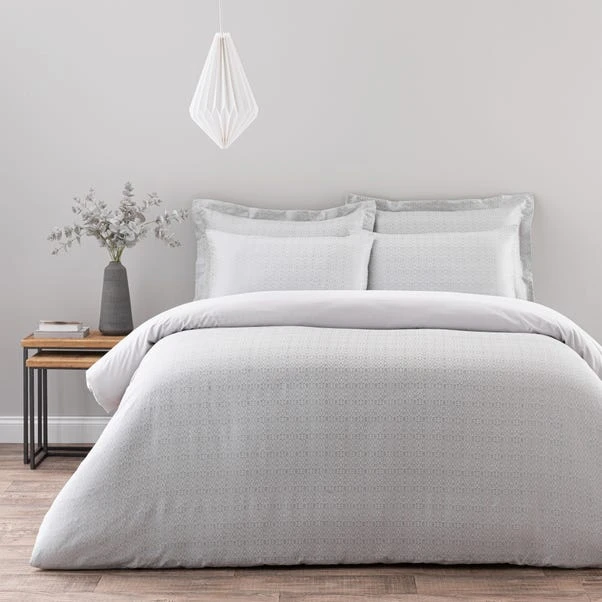 Dunelm Ori Jacquard Silver Duvet Cover And Pillowcase Set 3 Dunelm Ori Jacquard Silver Duvet Cover And Pillowcase Set