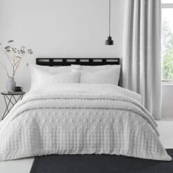 Dunelm Billie White Bedspread
