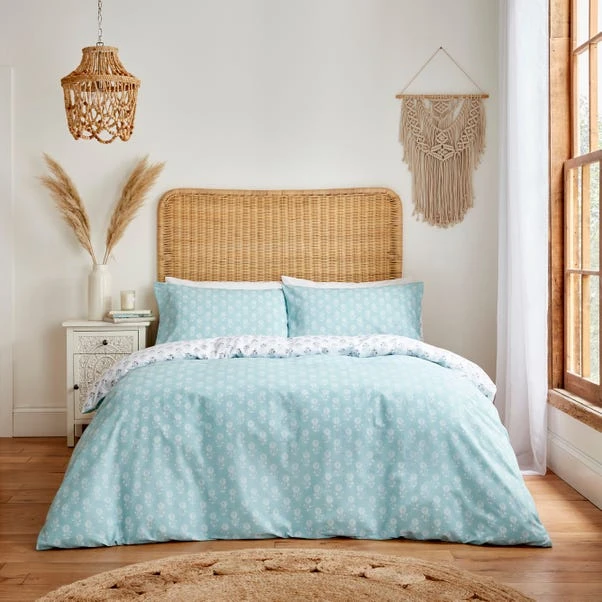 Dunelm Prisha Floral Navy Reversible Duvet Cover And Pillowcase Set 4 Dunelm Prisha Floral Navy Reversible Duvet Cover And Pillowcase Set - Image 2