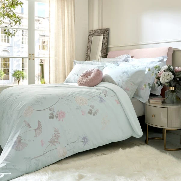 Holly Willoughby Nia Floral Pastel Cotton Oxford Pillowcase 5 Holly Willoughby Nia Floral Pastel Cotton Oxford Pillowcase - Image 3