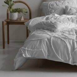 Linen House Manisha White 100% Cotton Duvet Cover & Pilowcase Set 8 Linen House Manisha White 100% Cotton Duvet Cover & Pilowcase Set -Bed Linings Store 30824126 alt02