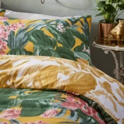 Furn. Medinilla Mustard Duvet Cover & Pillowcase Set 8 Furn. Medinilla Mustard Duvet Cover & Pillowcase Set -Bed Linings Store 30824154 alt02