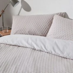 The Linen Yard Polka Tuft Stone 100% Cotton Duvet Cover & Pillowcase Set 6 The Linen Yard Polka Tuft Stone 100% Cotton Duvet Cover & Pillowcase Set -Bed Linings Store 30824177 alt01